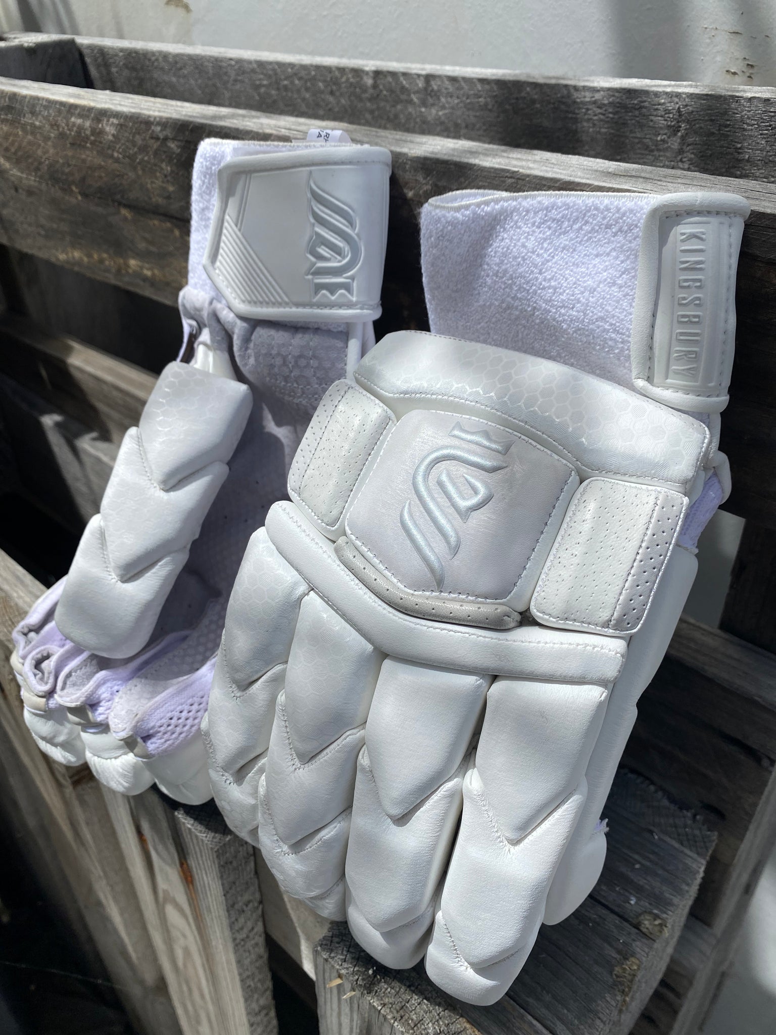 X online batting gloves