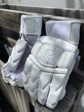 Load image into Gallery viewer, SOVEREIGN X batting gloves